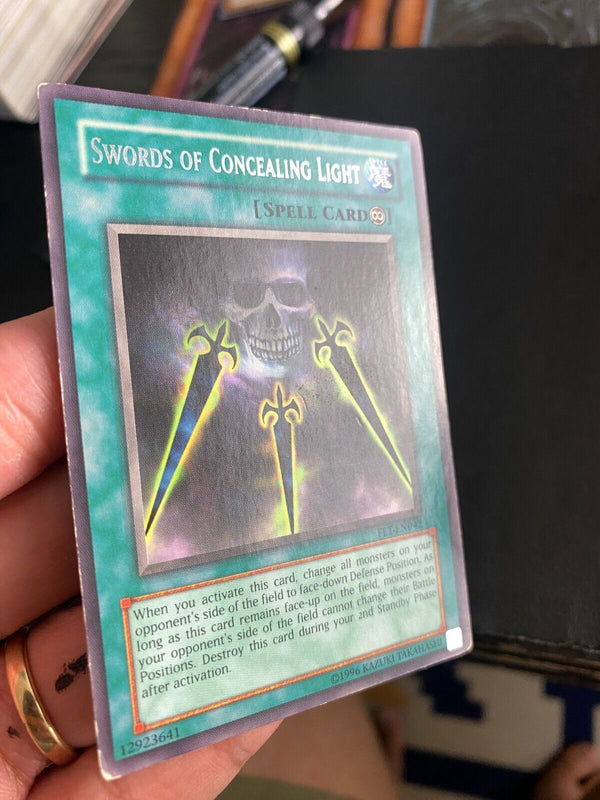 Yugioh Swords of Concealing Light FET-EN042 Rare Unlimited Edition MP