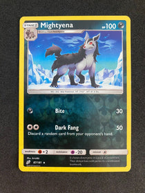 Pokemon Mightyena 87/181 Team Up Reverse Holo NM