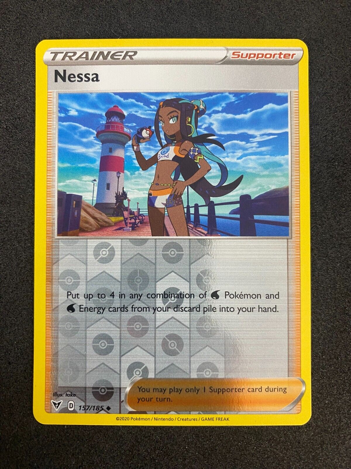 Pokemon Nessa 157/185 Vivid Voltage Reverse Holo NM