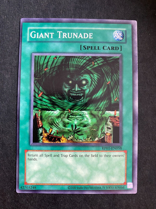 Yugioh Giant Trunade RP01-EN058 Common (Misprint/Miscut) #2 Retro Pack NM